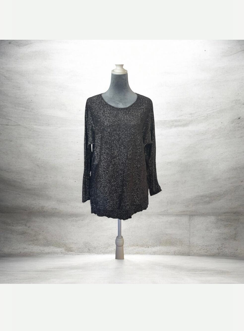 Michael Kors Black Silver Metallic-Round Neck Top Blend XL